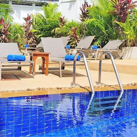 Karon Beach Pool Hotel Phuket Buitenkant foto