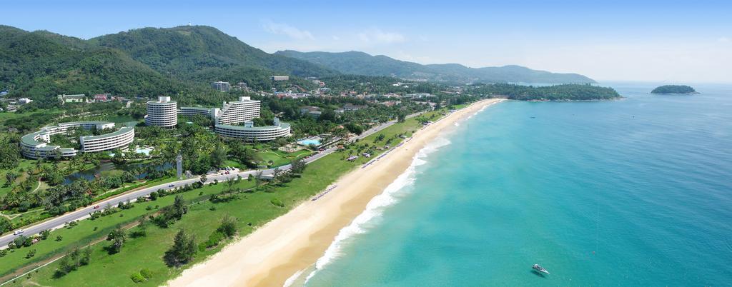 Karon Beach Pool Hotel Phuket Buitenkant foto